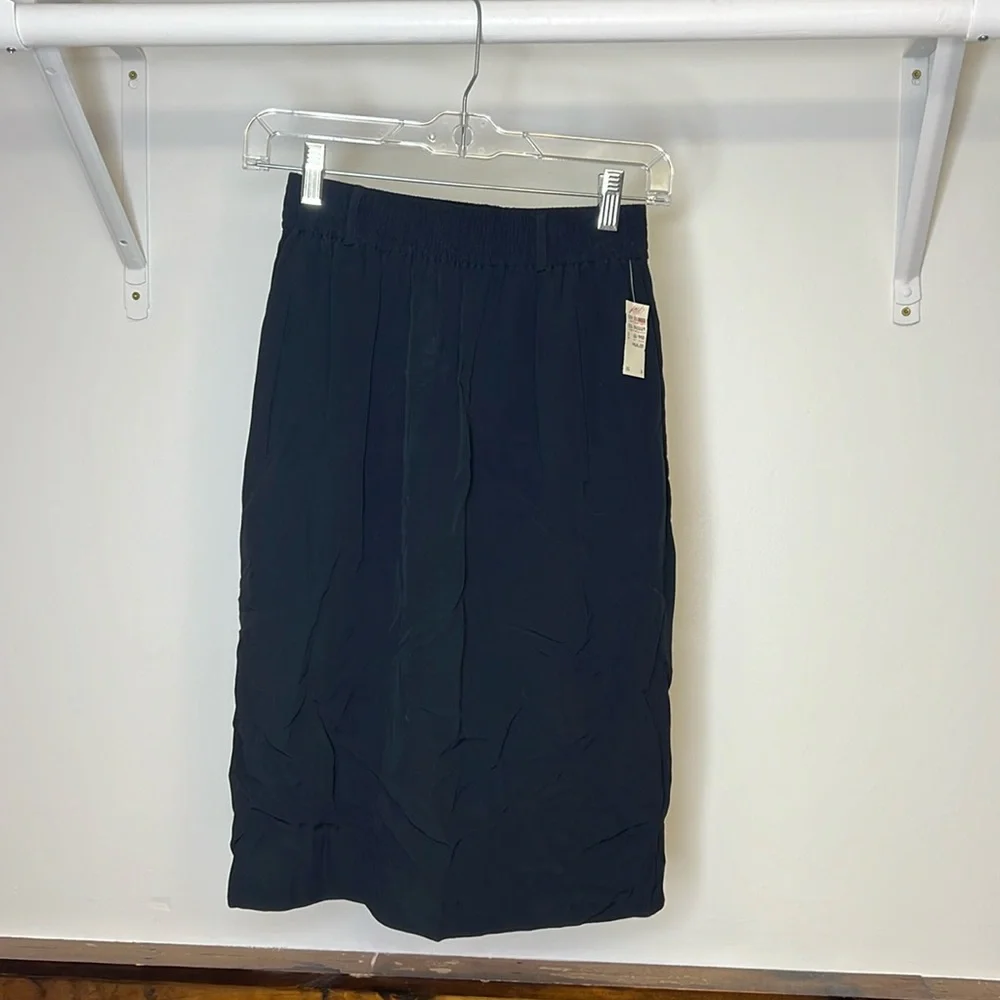 NWT Liz Claiborne Collection Black Skirt Deadstock- S